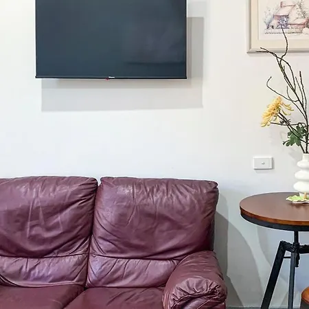 Spacious In Heart Carlton *